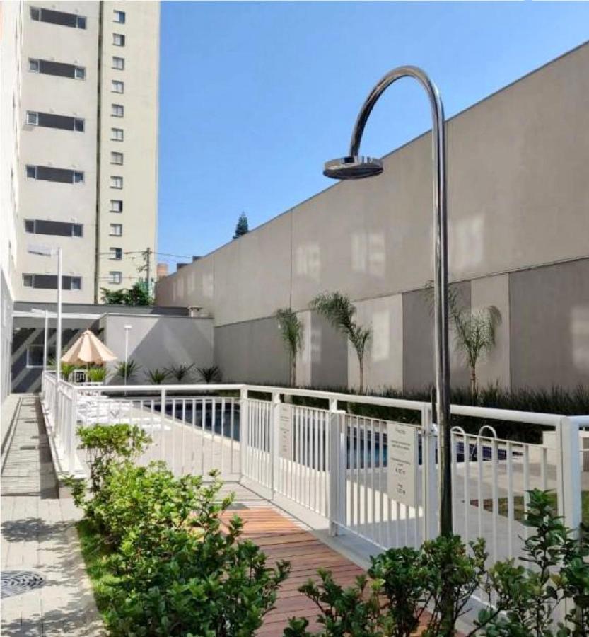 Maravilhoso Em Frente Ao Metro Bras ! * São Paulo