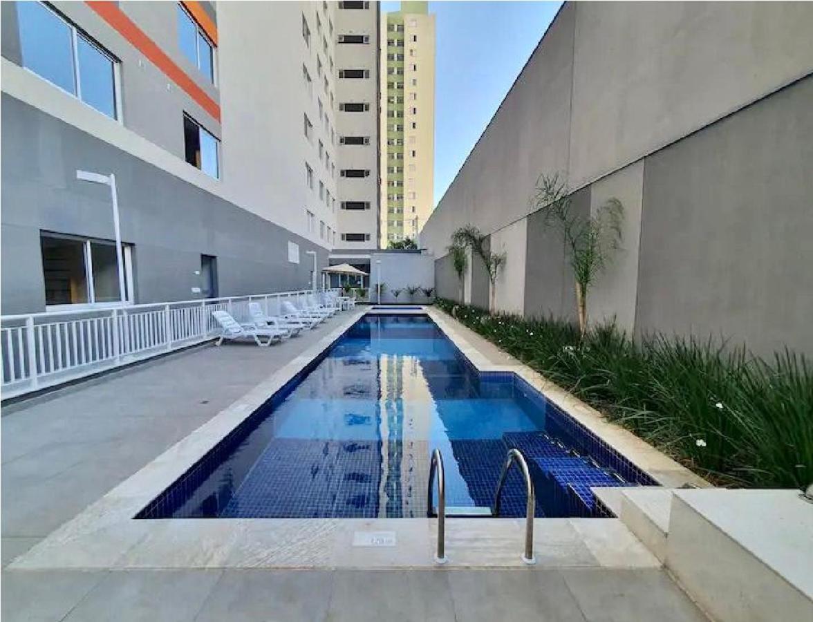 Maravilhoso Em Frente Ao Metro Bras ! Apartamento São Paulo